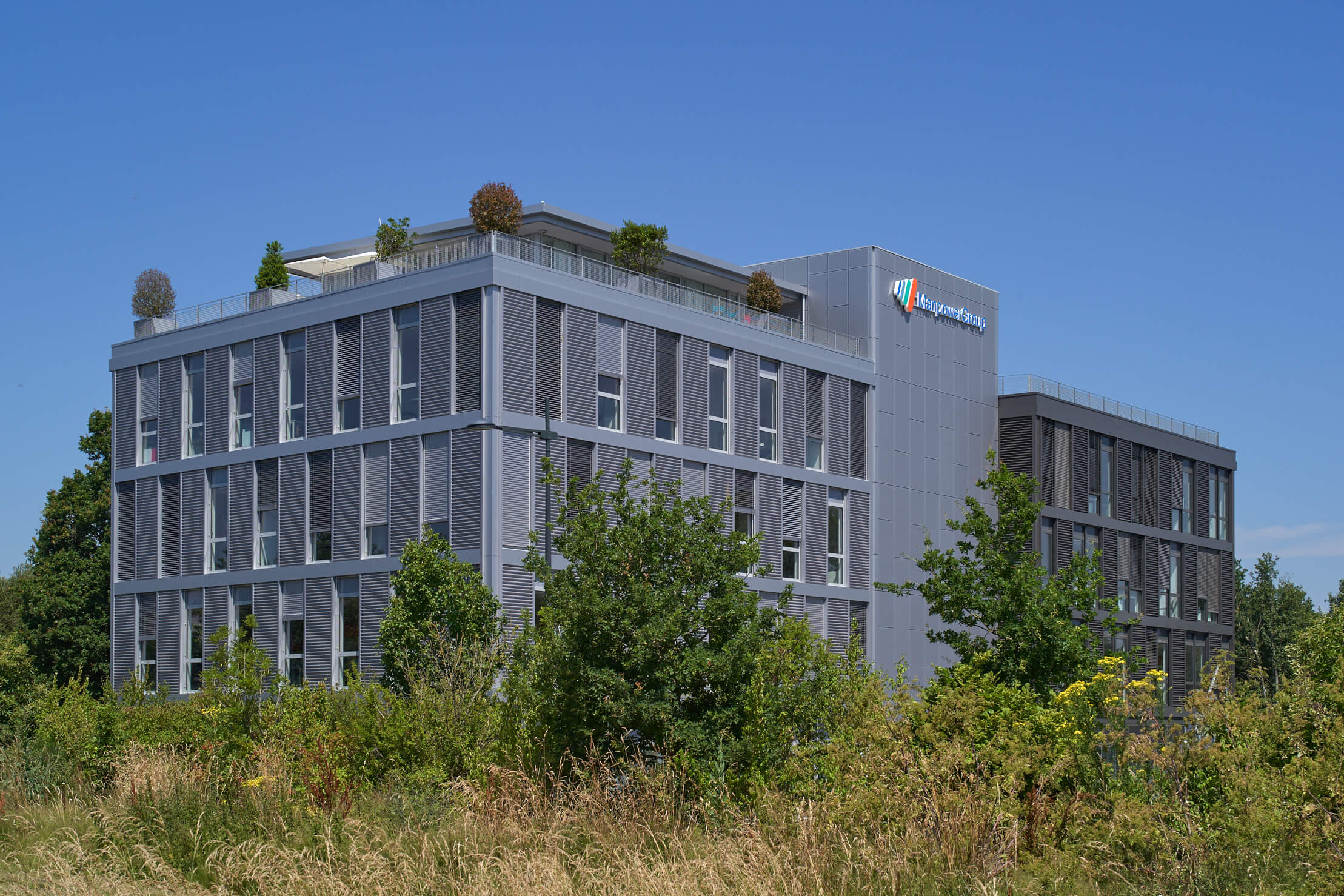 Bâtiment Campus 2 Manpower par Magellim Développement