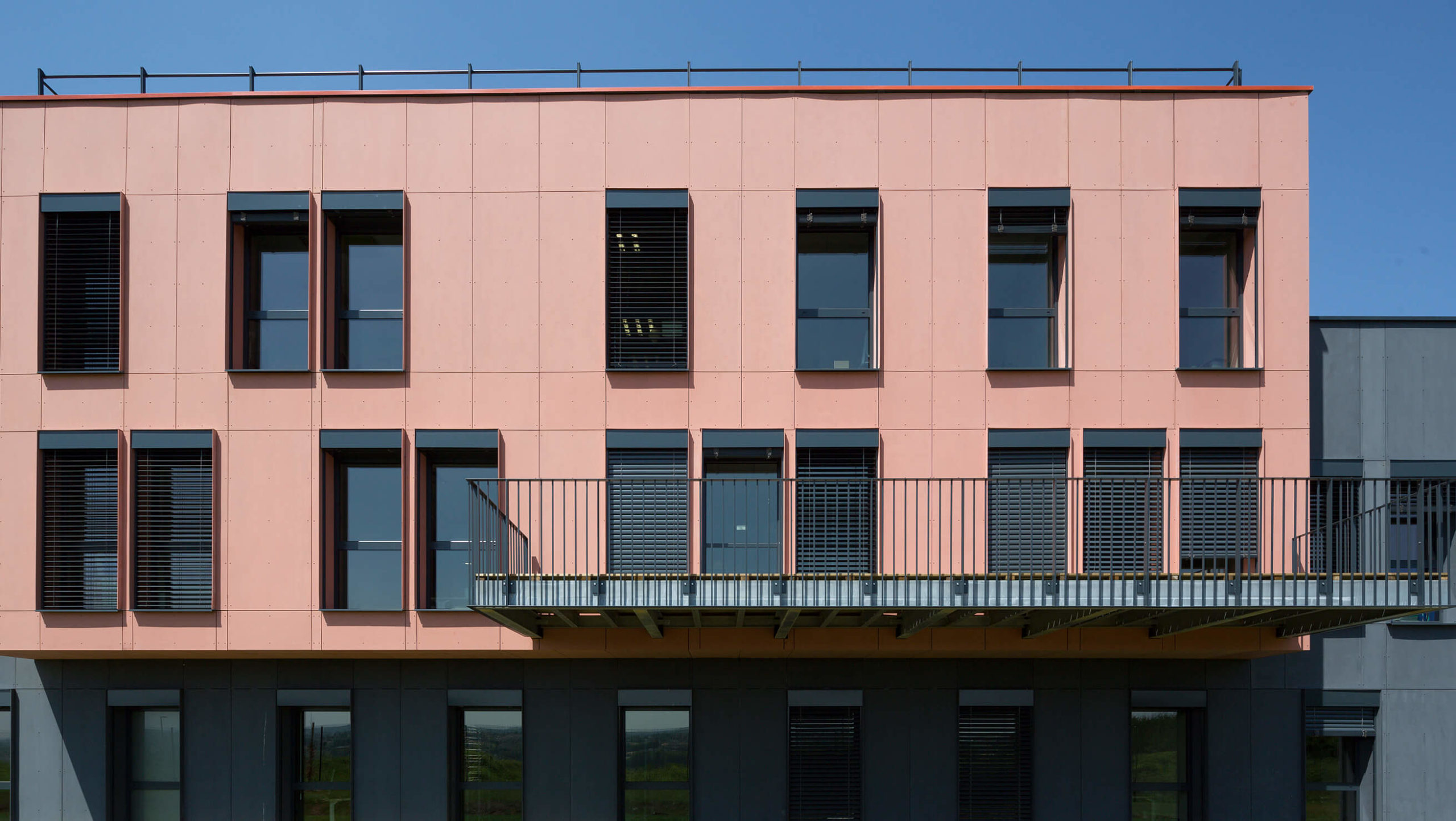 Batiment La Passerelle par Magellim développement